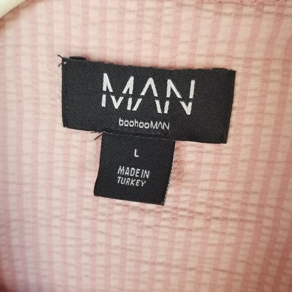 Boohoo Man Oversized Seersucker Stripe Collared Shirt Pink Size Large - Picture 3 of 6